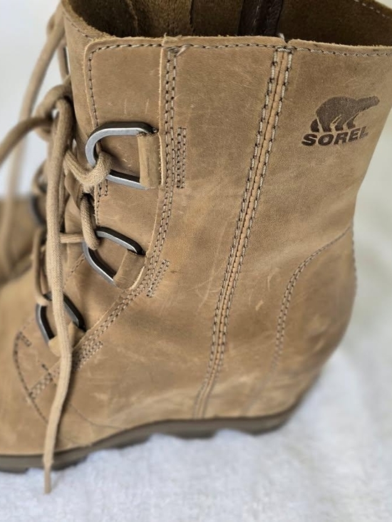 Sorel Shoes - Sorel Women's Tan Lace-Up Wedge Boot